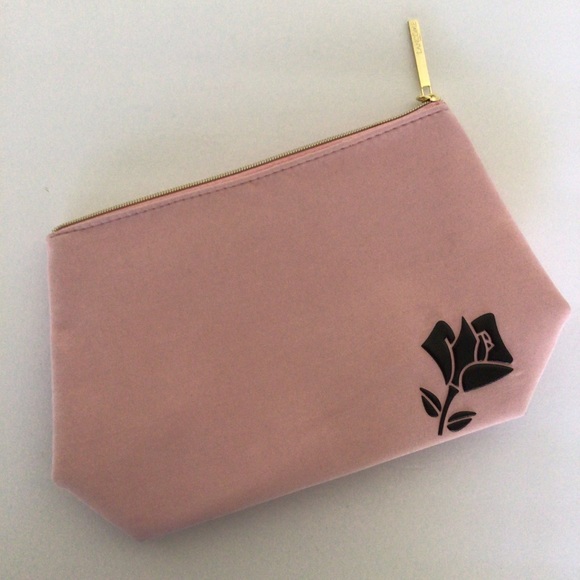 LANCÔME PINK VELVET COSMETIC BAG NWOT - Picture 2 of 8